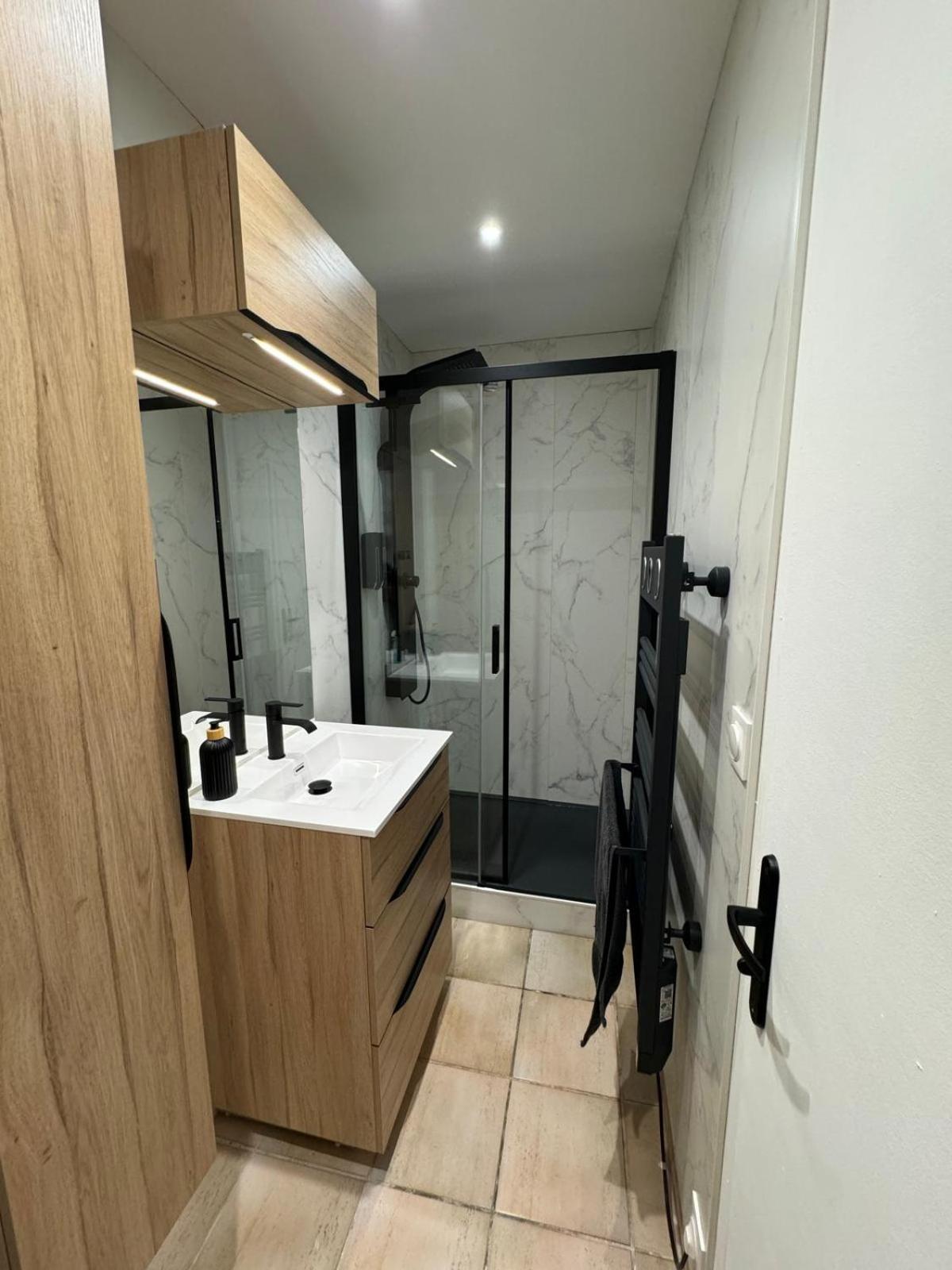 Charmant Appartement En Hypercentre De กัสเตลโนดารี ภายนอก รูปภาพ